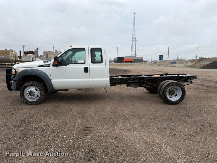 image for item FK3681 2015 Ford F550 Super Duty Ext. Cab truck cab and chassis