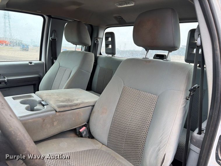 image for item FK3681 2015 Ford F550 Super Duty Ext. Cab truck cab and chassis