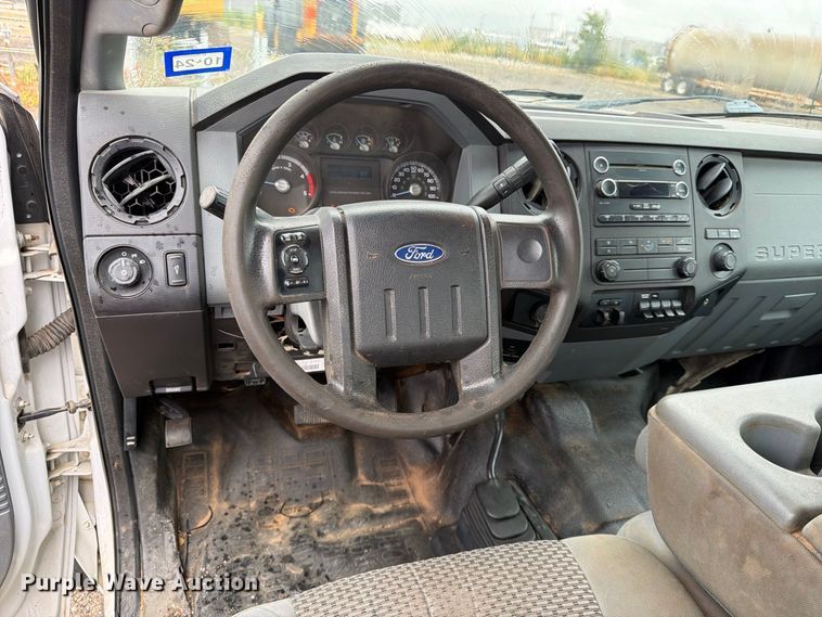image for item FK3681 2015 Ford F550 Super Duty Ext. Cab truck cab and chassis