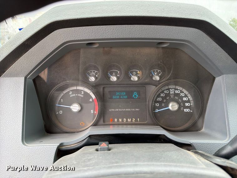 image for item FK3681 2015 Ford F550 Super Duty Ext. Cab truck cab and chassis