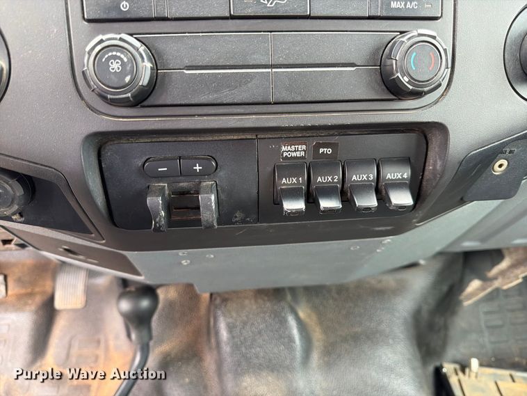 image for item FK3681 2015 Ford F550 Super Duty Ext. Cab truck cab and chassis