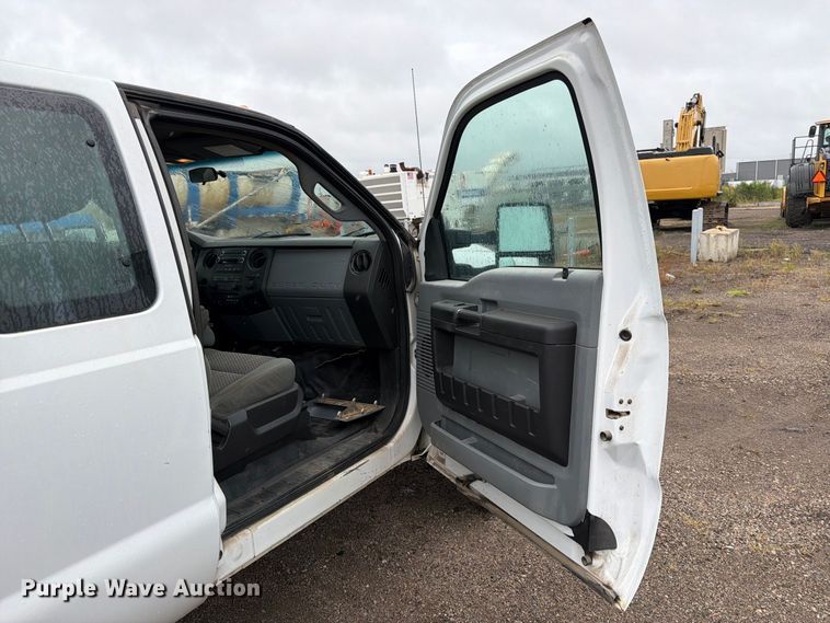 image for item FK3681 2015 Ford F550 Super Duty Ext. Cab truck cab and chassis
