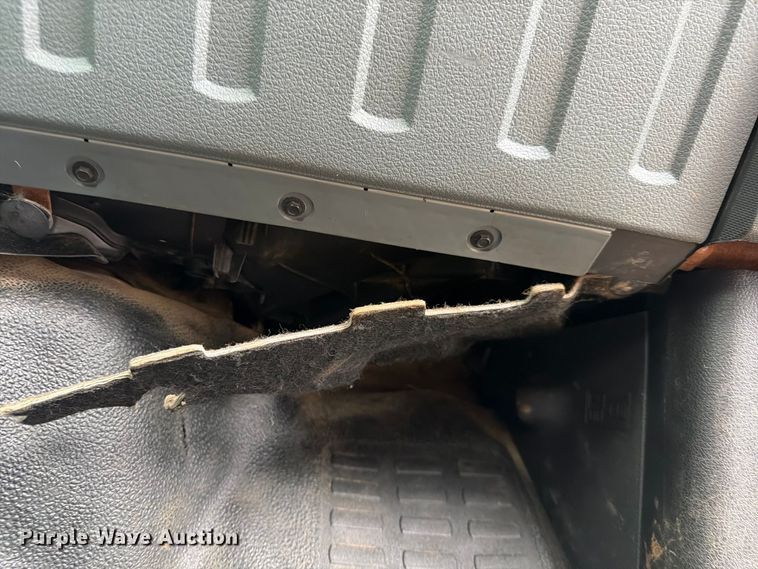 image for item FK3681 2015 Ford F550 Super Duty Ext. Cab truck cab and chassis
