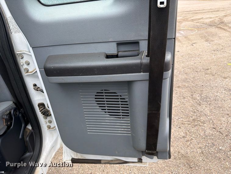 image for item FK3681 2015 Ford F550 Super Duty Ext. Cab truck cab and chassis