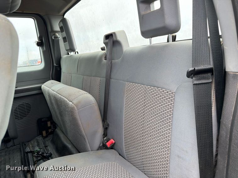 image for item FK3681 2015 Ford F550 Super Duty Ext. Cab truck cab and chassis
