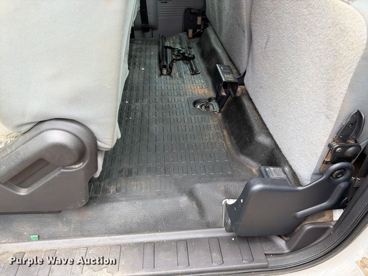 image for item FK3681 2015 Ford F550 Super Duty Ext. Cab truck cab and chassis