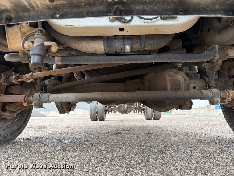 image for item FK3681 2015 Ford F550 Super Duty Ext. Cab truck cab and chassis