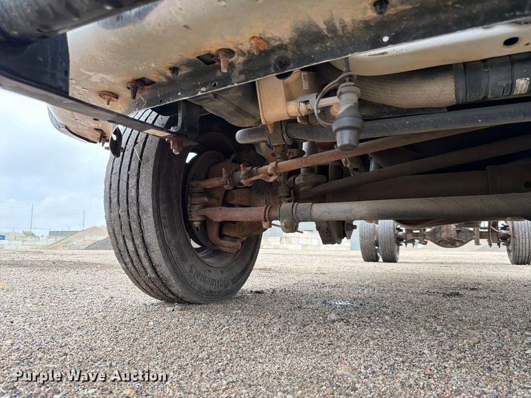 image for item FK3681 2015 Ford F550 Super Duty Ext. Cab truck cab and chassis