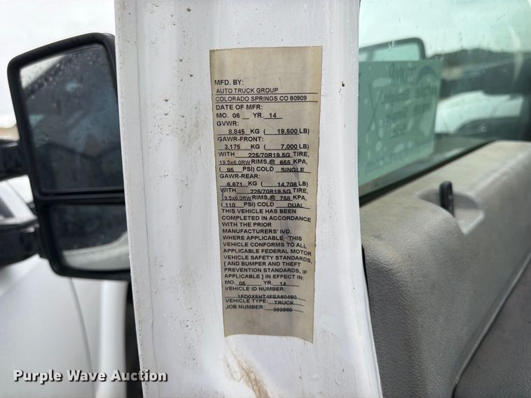image for item FK3681 2015 Ford F550 Super Duty Ext. Cab truck cab and chassis