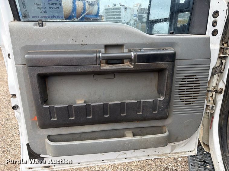 image for item FK3682 2015 Ford F250 Super Duty XL Ext. Cab pickup truck