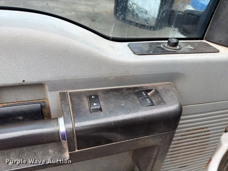 image for item FK3682 2015 Ford F250 Super Duty XL Ext. Cab pickup truck