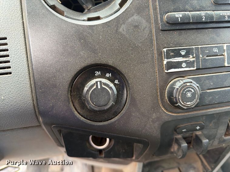 image for item FK3682 2015 Ford F250 Super Duty XL Ext. Cab pickup truck