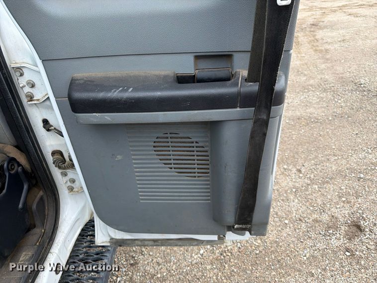 image for item FK3682 2015 Ford F250 Super Duty XL Ext. Cab pickup truck