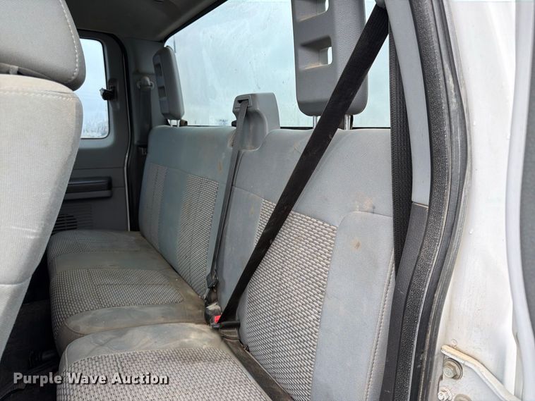image for item FK3682 2015 Ford F250 Super Duty XL Ext. Cab pickup truck