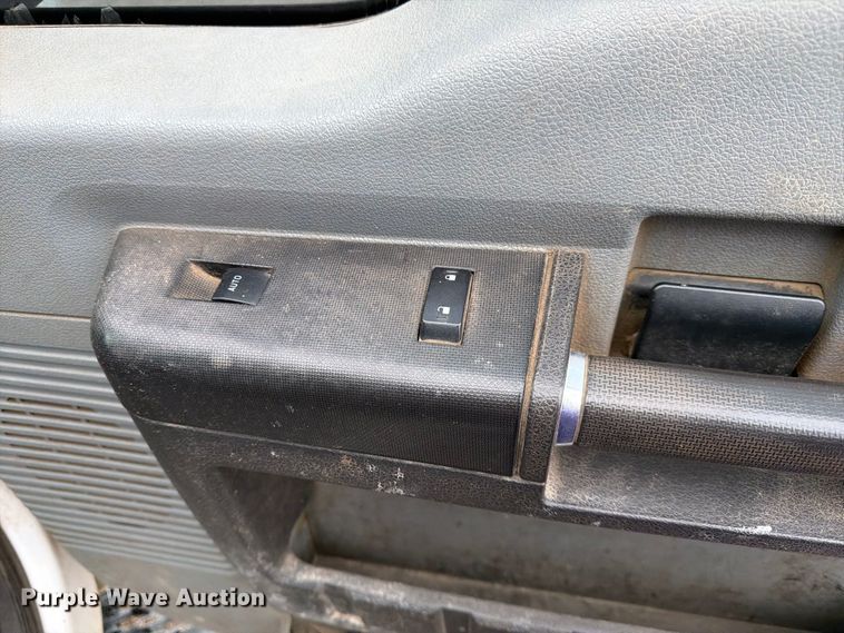image for item FK3682 2015 Ford F250 Super Duty XL Ext. Cab pickup truck