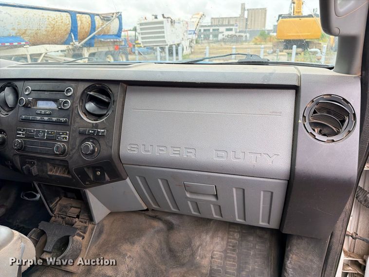 image for item FK3682 2015 Ford F250 Super Duty XL Ext. Cab pickup truck