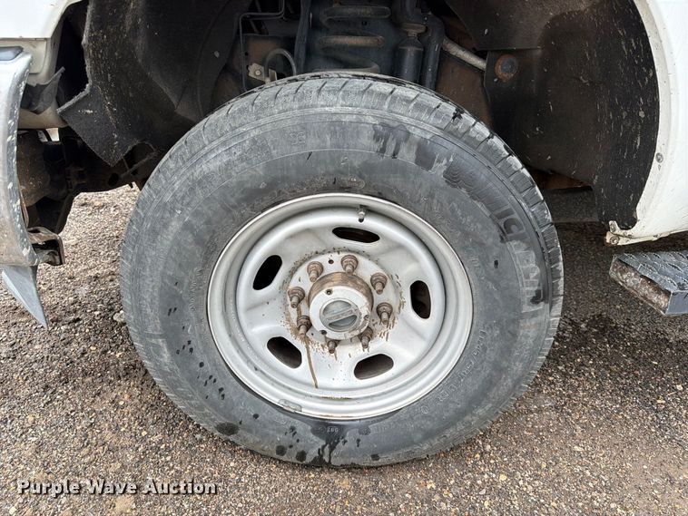 image for item FK3682 2015 Ford F250 Super Duty XL Ext. Cab pickup truck