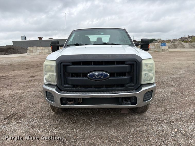 image for item FK3685 2015 Ford F250 Super Duty XL Crew Cab pickup truck