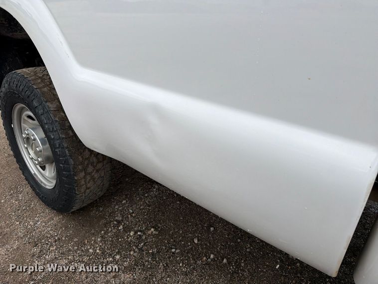 image for item FK3685 2015 Ford F250 Super Duty XL Crew Cab pickup truck