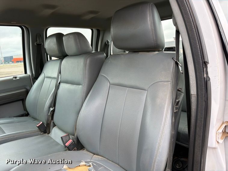 image for item FK3685 2015 Ford F250 Super Duty XL Crew Cab pickup truck