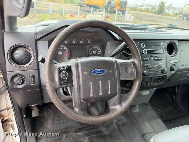 image for item FK3685 2015 Ford F250 Super Duty XL Crew Cab pickup truck
