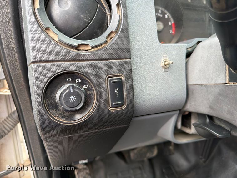 image for item FK3685 2015 Ford F250 Super Duty XL Crew Cab pickup truck