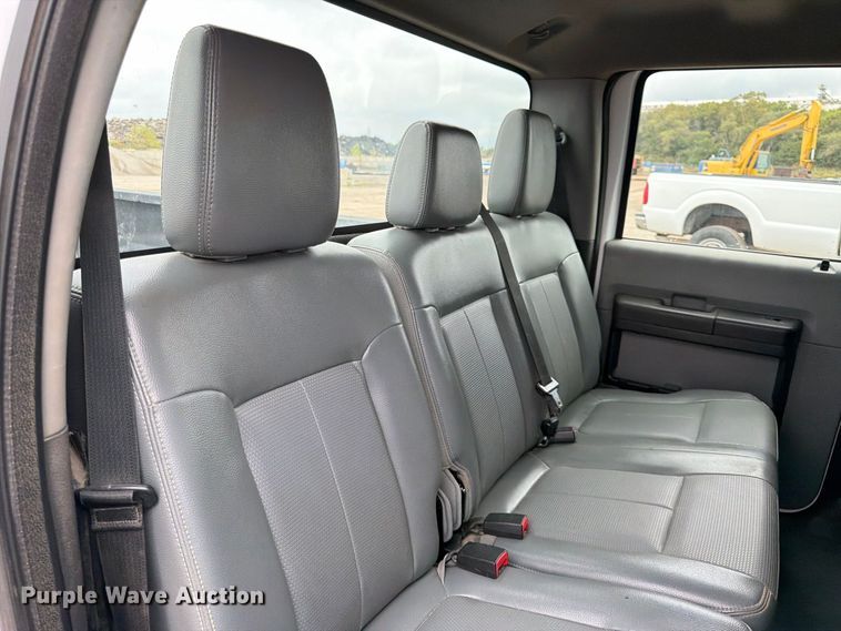image for item FK3685 2015 Ford F250 Super Duty XL Crew Cab pickup truck