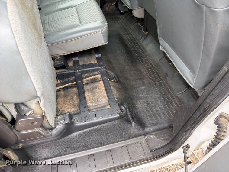 image for item FK3685 2015 Ford F250 Super Duty XL Crew Cab pickup truck