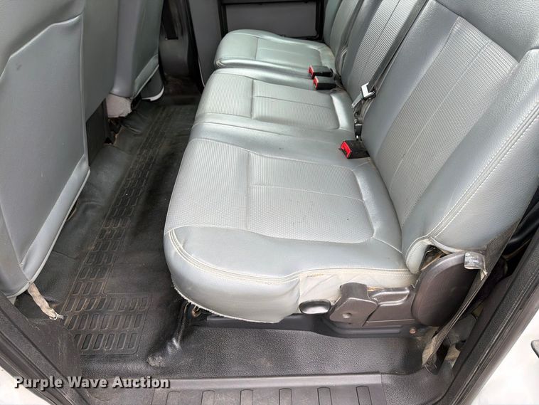 image for item FK3685 2015 Ford F250 Super Duty XL Crew Cab pickup truck