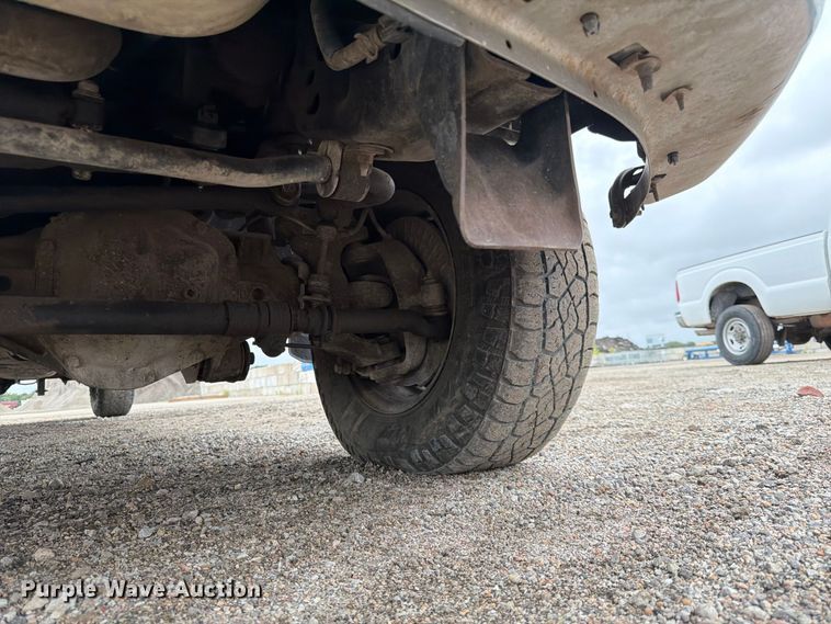 image for item FK3685 2015 Ford F250 Super Duty XL Crew Cab pickup truck