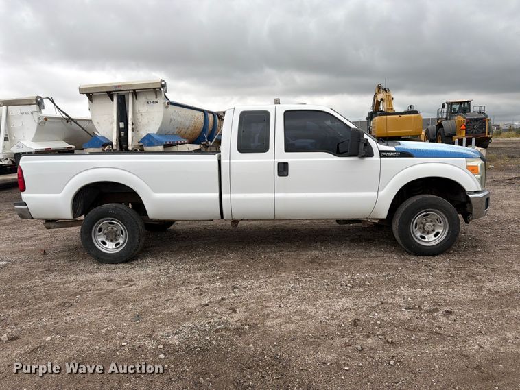 image for item FK3705 2012 Ford F250 Super Duty XL Ext. Cab pickup truck