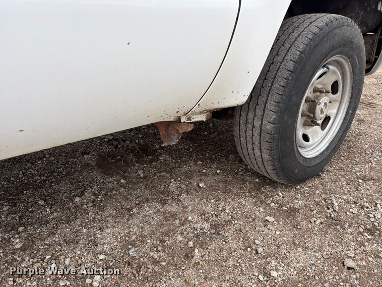 image for item FK3705 2012 Ford F250 Super Duty XL Ext. Cab pickup truck