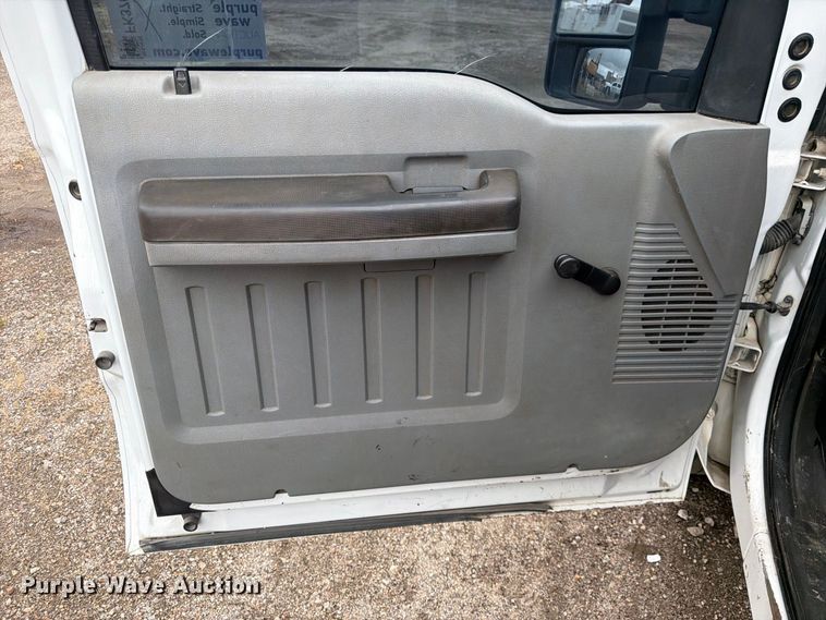 image for item FK3705 2012 Ford F250 Super Duty XL Ext. Cab pickup truck