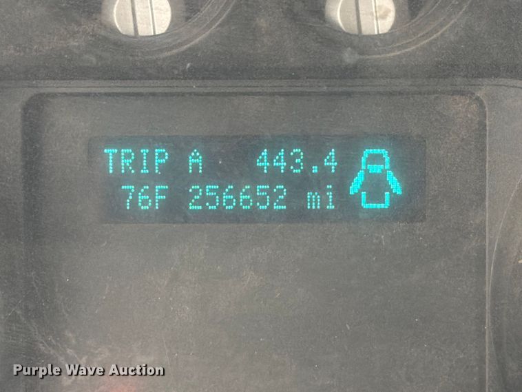 image for item FK3705 2012 Ford F250 Super Duty XL Ext. Cab pickup truck