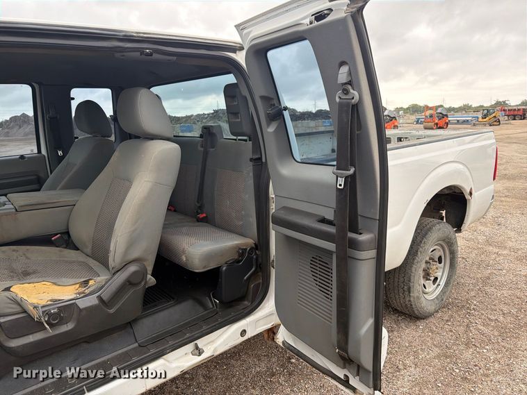 image for item FK3705 2012 Ford F250 Super Duty XL Ext. Cab pickup truck