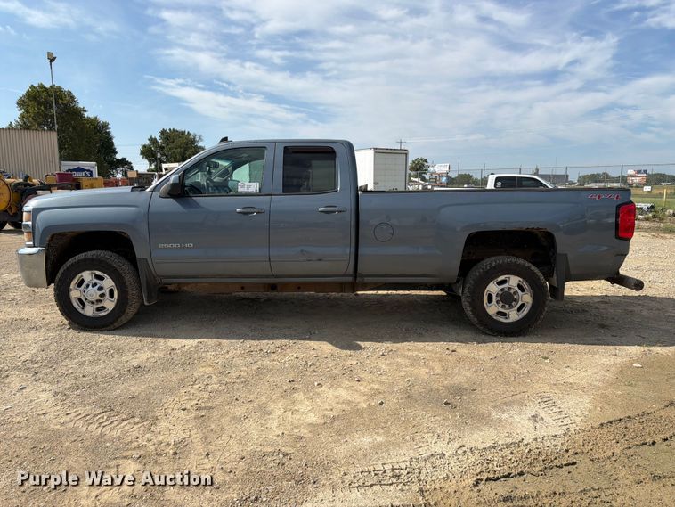 image for item FK3720 2016 Chevrolet Silverado 2500HD Ext. Cab pickup truck