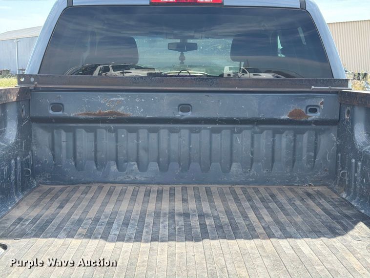 image for item FK3720 2016 Chevrolet Silverado 2500HD Ext. Cab pickup truck
