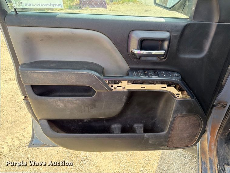 image for item FK3720 2016 Chevrolet Silverado 2500HD Ext. Cab pickup truck