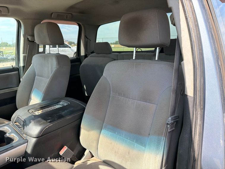 image for item FK3720 2016 Chevrolet Silverado 2500HD Ext. Cab pickup truck