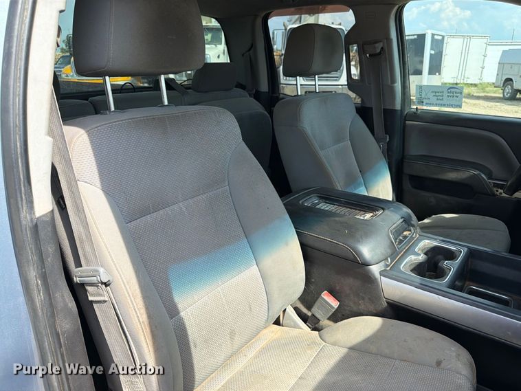 image for item FK3720 2016 Chevrolet Silverado 2500HD Ext. Cab pickup truck