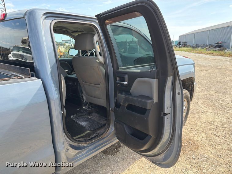image for item FK3720 2016 Chevrolet Silverado 2500HD Ext. Cab pickup truck