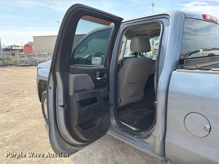 image for item FK3720 2016 Chevrolet Silverado 2500HD Ext. Cab pickup truck