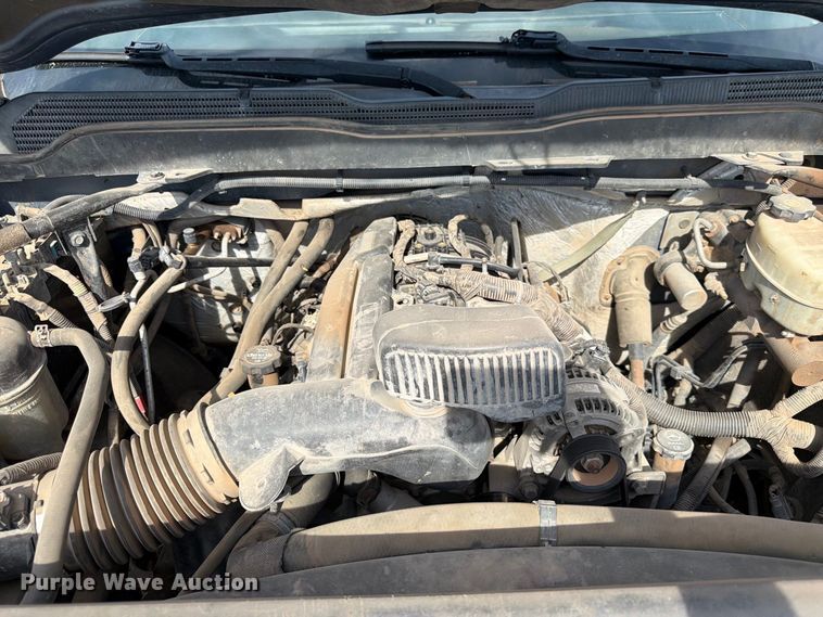 image for item FK3720 2016 Chevrolet Silverado 2500HD Ext. Cab pickup truck