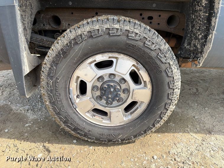 image for item FK3720 2016 Chevrolet Silverado 2500HD Ext. Cab pickup truck