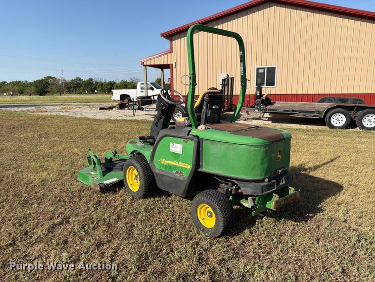 image for item FK3725 2005 John Deere 1435 Series II lawn mower