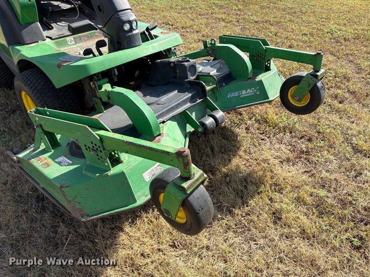 image for item FK3725 2005 John Deere 1435 Series II lawn mower