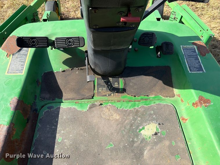 image for item FK3725 2005 John Deere 1435 Series II lawn mower