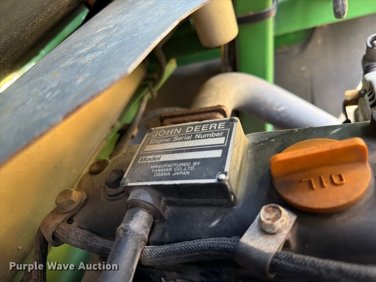image for item FK3725 2005 John Deere 1435 Series II lawn mower