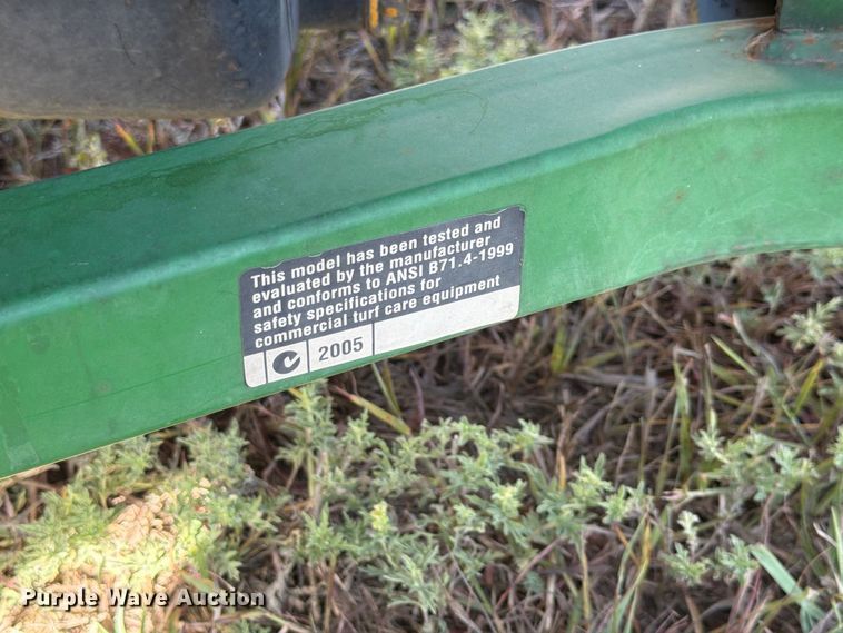 image for item FK3725 2005 John Deere 1435 Series II lawn mower