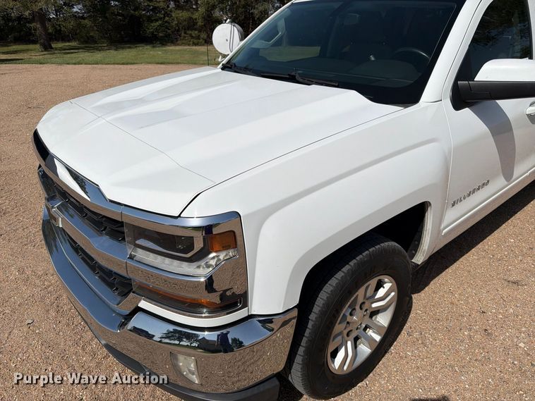 image for item FK3726 2016 Chevrolet Silverado 1500 Crew Cab pickup truck
